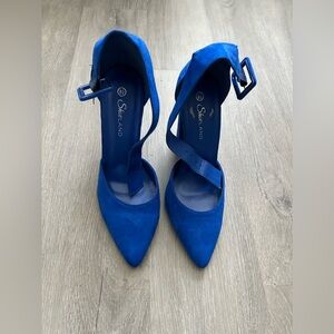 Suede Blue Heels… New never worn